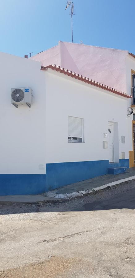 Casa O Cantinho Holiday home Mourao